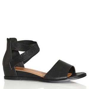 Nala black sandal